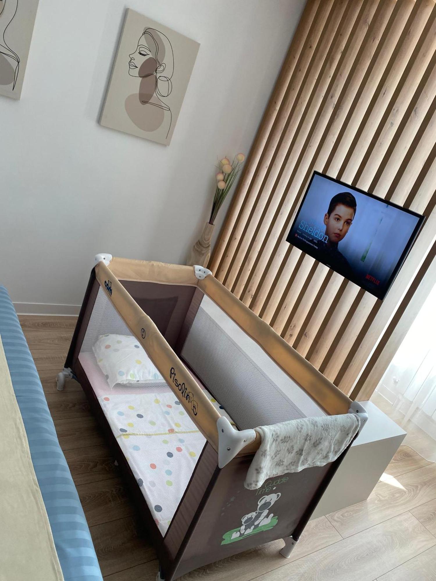 Central Luxury Apartment Iasi Bagian luar foto