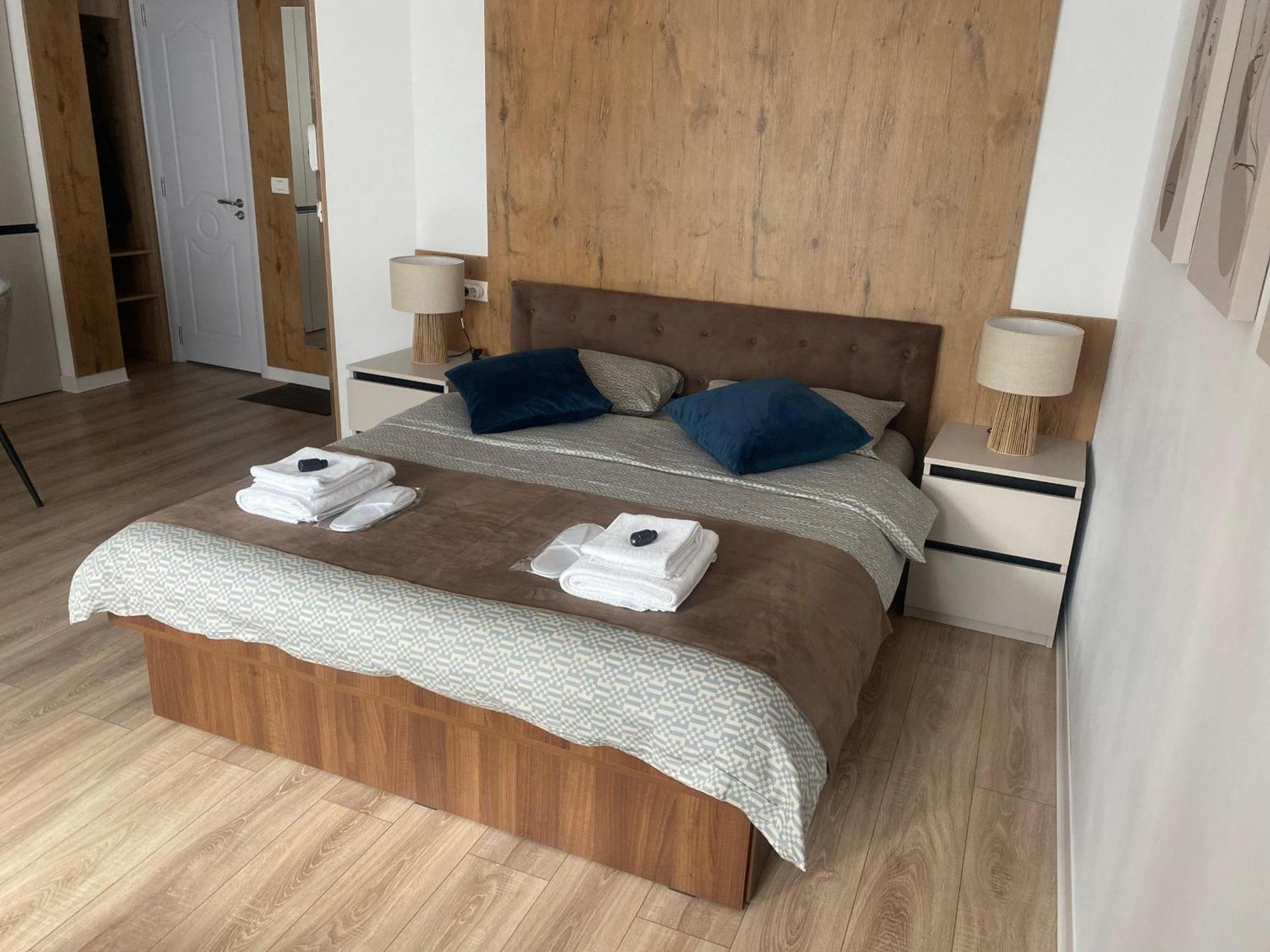 Central Luxury Apartment Iasi Bagian luar foto